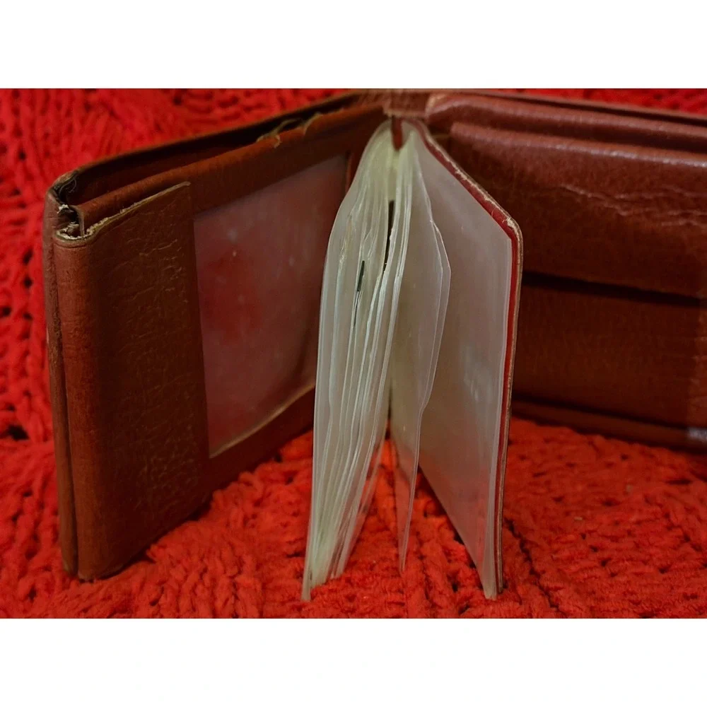 Vintage Princess Gardner Studded Pebbled Leather Bifold Wallet Brown Suede Trim